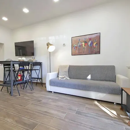 Apartament A Casa Di Stefano By Domusdimore Rzym