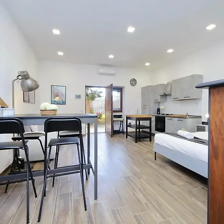 아파트 A Casa Di Stefano By Domusdimore