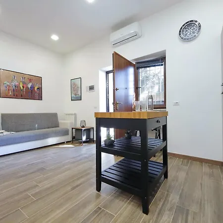 A Casa Di Stefano By Domusdimore *