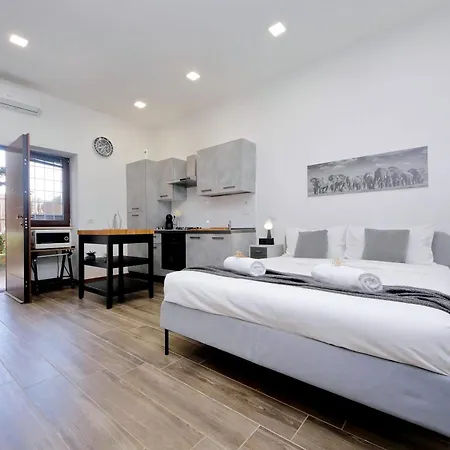 A Casa Di Stefano By Domusdimore 아파트 *