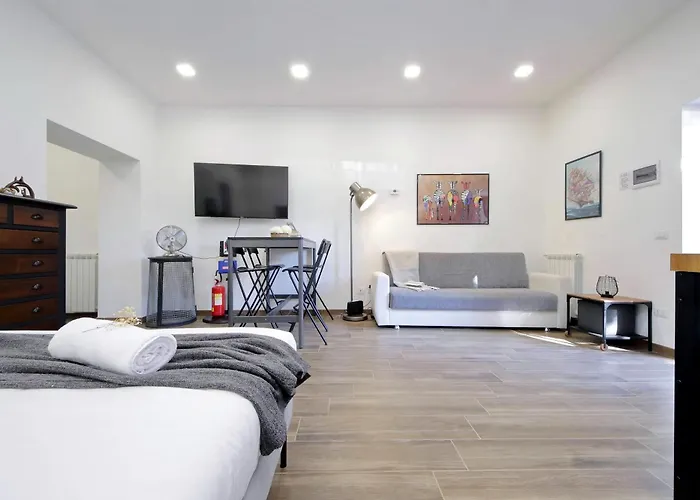 A Casa Di Stefano By Domusdimore Rome