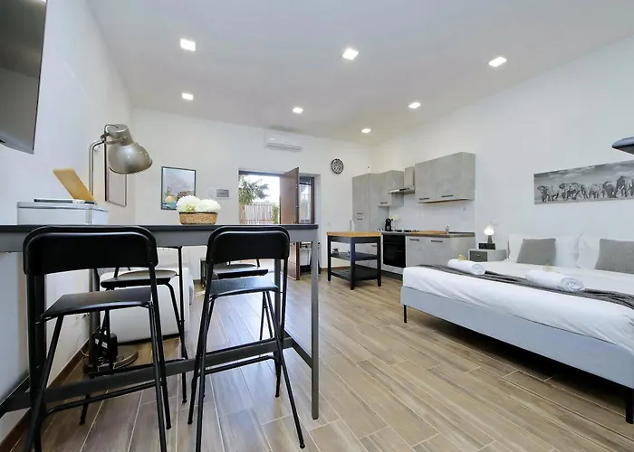 A Casa Di Stefano By Domusdimore *