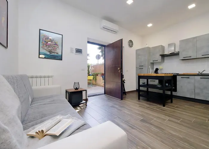 A Casa Di Stefano By Domusdimore