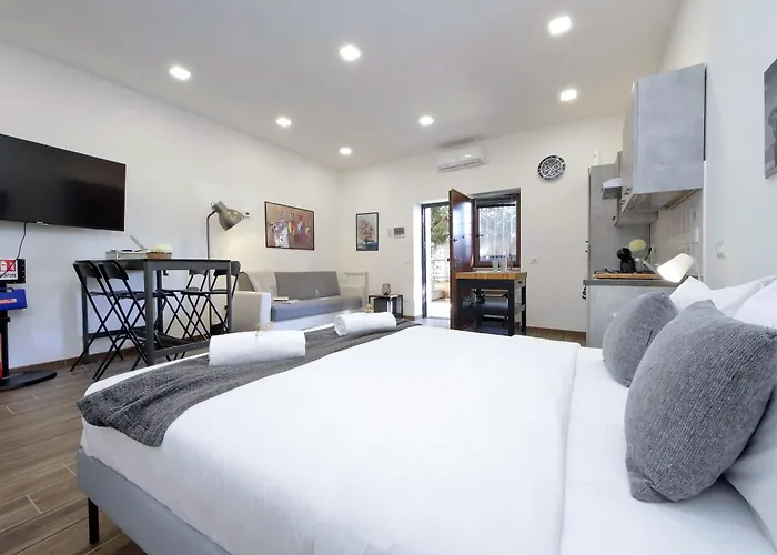 Apartment A Casa Di Stefano By Domusdimore