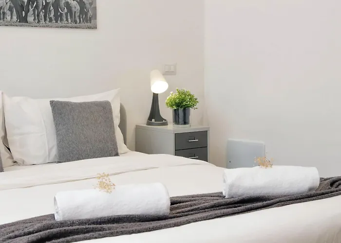 Apartment A Casa Di Stefano By Domusdimore